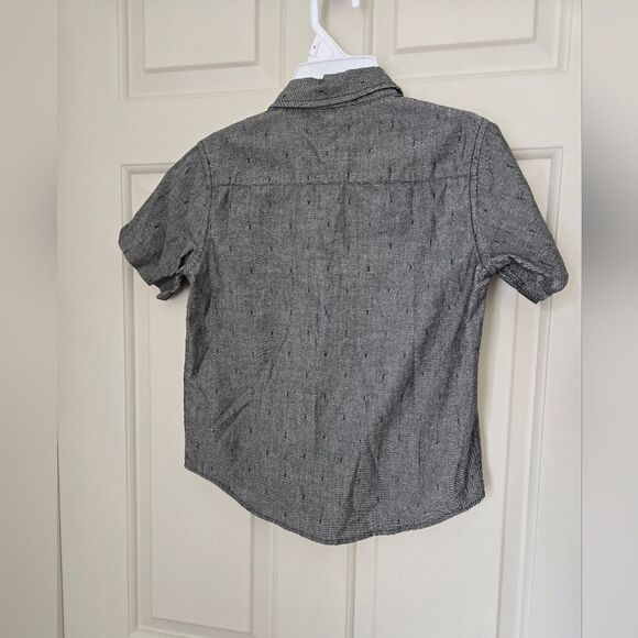 2/$15 Mossimo button down size 4/5 - Picture 3 of 4